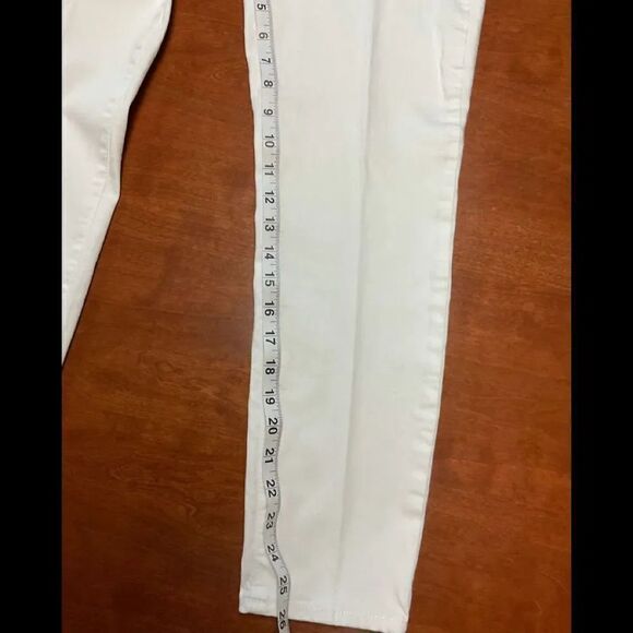 EUC William Rast Button Up HI Rise White Ankle Jeans # SS#12 - Picture 4 of 6